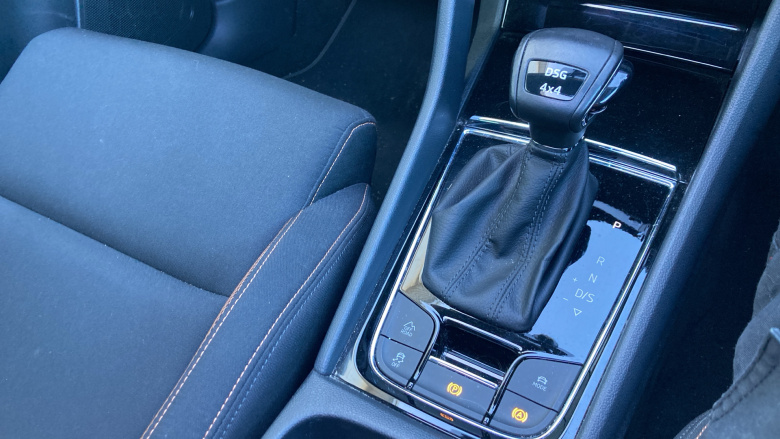 Skoda Karoq 2.0 TDI Scout 4x4 5dr DSG Diesel Estate